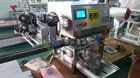 大口徑塑料桶封口機灌裝車間展示