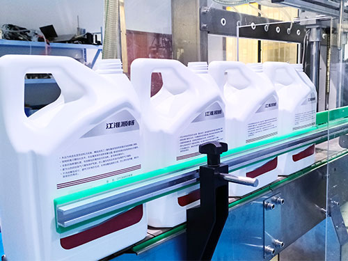 全套液體灌裝機流水線