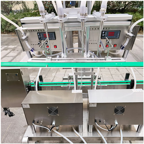 全自動調味品灌裝機實拍